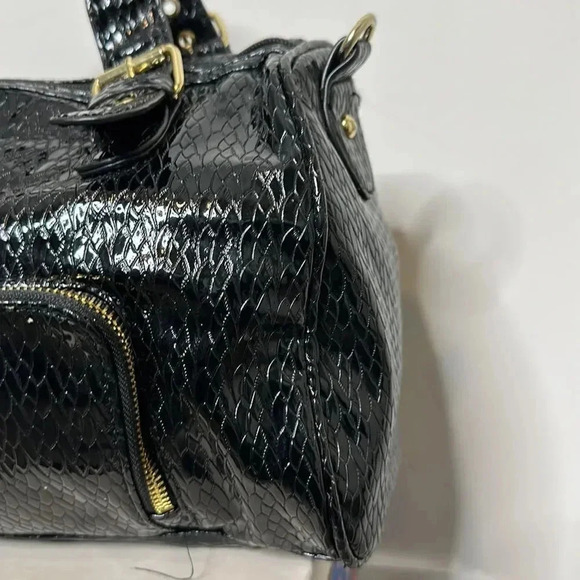 Steve Madden Black Patent Leather Bucket Bag - Picture 4 of 11